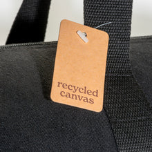 Carica l'immagine nel visualizzatore di Gallery, borsoni e sacche sportive personalizzati in cotone riciclato colore nero_nero 1195858 DET03