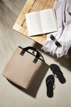 Carica l'immagine nel visualizzatore di Gallery, sacche frigo e borse termiche personalizzate in pu, poliestere colore greige_grigio 12296731 DET06