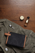 Carica l'immagine nel visualizzatore di Gallery, pochette e beauty case personalizzate in canapa riciclato, poliestere colore nero_nero 12296941 DET05