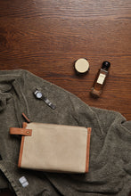 Carica l'immagine nel visualizzatore di Gallery, pochette e beauty case personalizzate in canapa riciclato, poliestere colore greige_grigio 12296941 DET05