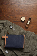 Carica l'immagine nel visualizzatore di Gallery, pochette e beauty case personalizzate in canapa riciclato, poliestere colore blu-navy_blu 12296941 DET05