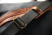 Carica l'immagine nel visualizzatore di Gallery, borsoni da viaggio da personalizzare in rpet, pu colore grigio_grigio 12297318 DET09