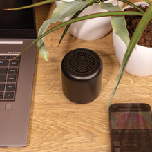 Carica l'immagine nel visualizzatore di Gallery, casse speaker bluetooth personalizzate in abs riciclato, tpu riciclato colore nero_nero 121704702 DET07