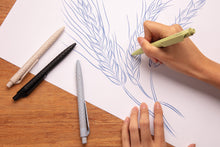 Carica l'immagine nel visualizzatore di Gallery, biro ecologiche personalizzate in paglia di grano, abs colore verde_verde 121732769 DET07