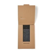 Carica l'immagine nel visualizzatore di Gallery, custodie per PC e tablet personalizzate in feltro riciclato, pu colore nero_nero 122350527 DET09