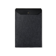 Carica l'immagine nel visualizzatore di Gallery, custodie per tablet e PC personalizzate in feltro riciclato, pu colore nero_nero 122350528 DET02