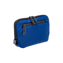 Carica l'immagine nel visualizzatore di Gallery, pochette e beauty case personalizzate in rpet colore blu_blu 1141395820 VAR02