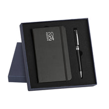 Carica l'immagine nel visualizzatore di Gallery, agenda personalizzata 2024 in cartoncino nera 041692724 VAR02