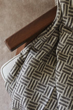 Carica l&#39;immagine nel visualizzatore di Gallery, plaid e coperte personalizzati in acrilico colore nero_nero 122291171 DET08
