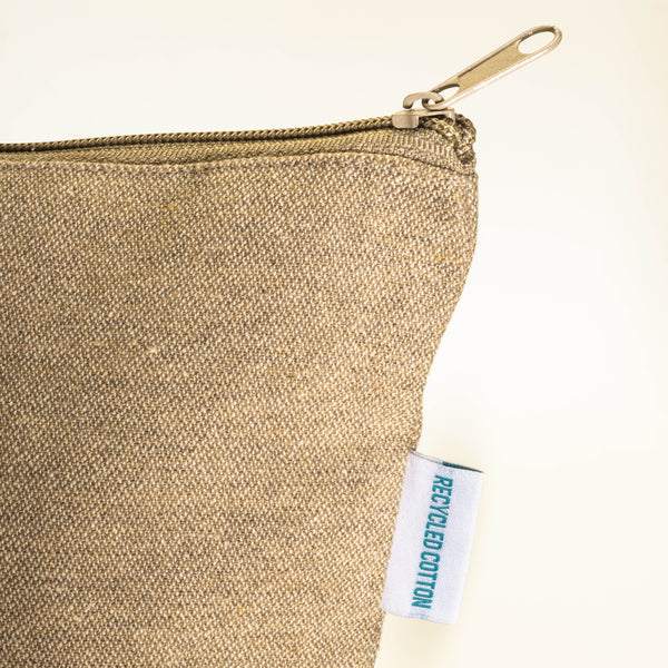 Carica l&#39;immagine nel visualizzatore di Gallery, pochette e beauty case personalizzate in cotone riciclato colore naturale_naturale 1195849 DET03
