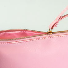 Carica l'immagine nel visualizzatore di Gallery, pochette e beauty case stampate con logo in pu colore rosa_rosa 1195875 DET03
