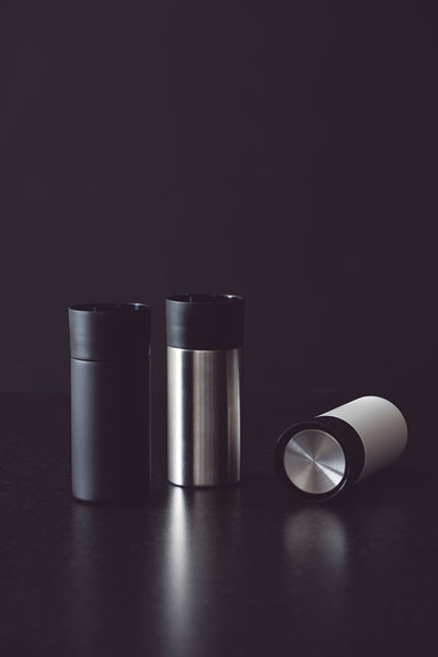 Carica l&#39;immagine nel visualizzatore di Gallery, tazze termiche e bicchieri con tappo personalizzate in acciaio inossidabile colore nero_nero 1294223 DET09

