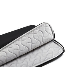 Carica l&#39;immagine nel visualizzatore di Gallery, custodie per PC e tablet personalizzate in rpet colore nero_nero 121742338 DET09
