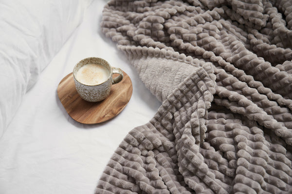 Carica l&#39;immagine nel visualizzatore di Gallery, plaid e coperte da personalizzare in rpet, pu colore grigio_grigio 12295757 DET09
