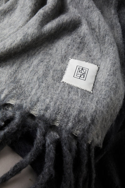 Carica l&#39;immagine nel visualizzatore di Gallery, plaid e coperte da personalizzare in acrilico, lana colore grigio_grigio 122312120 DET09
