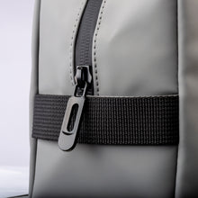 Carica l'immagine nel visualizzatore di Gallery, pochette e beauty case personalizzate in pu colore grigio_grigio 1141392829 DET03

